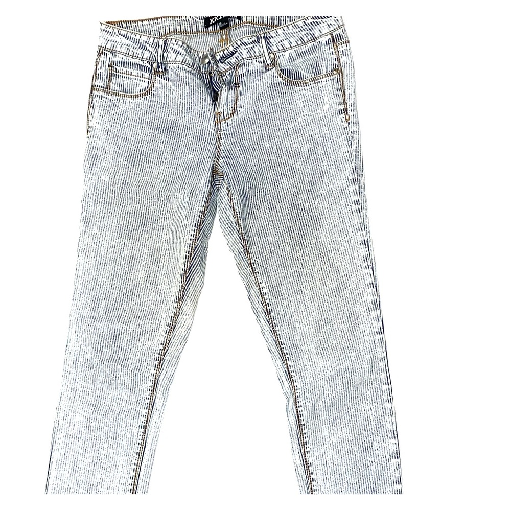 Stripped Skinny Straight Legged Jeans